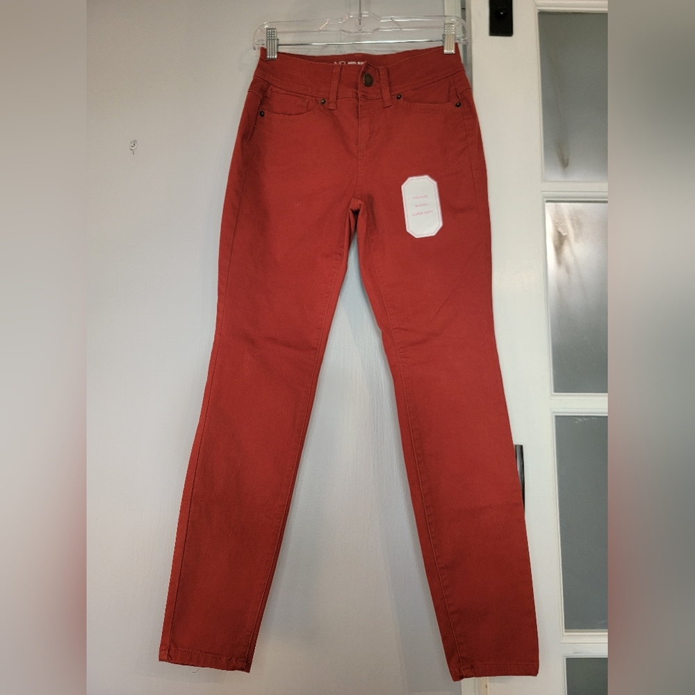 🔴NOBO NEW Juniors size 5 Rust Colored Denim Super Soft Skinny